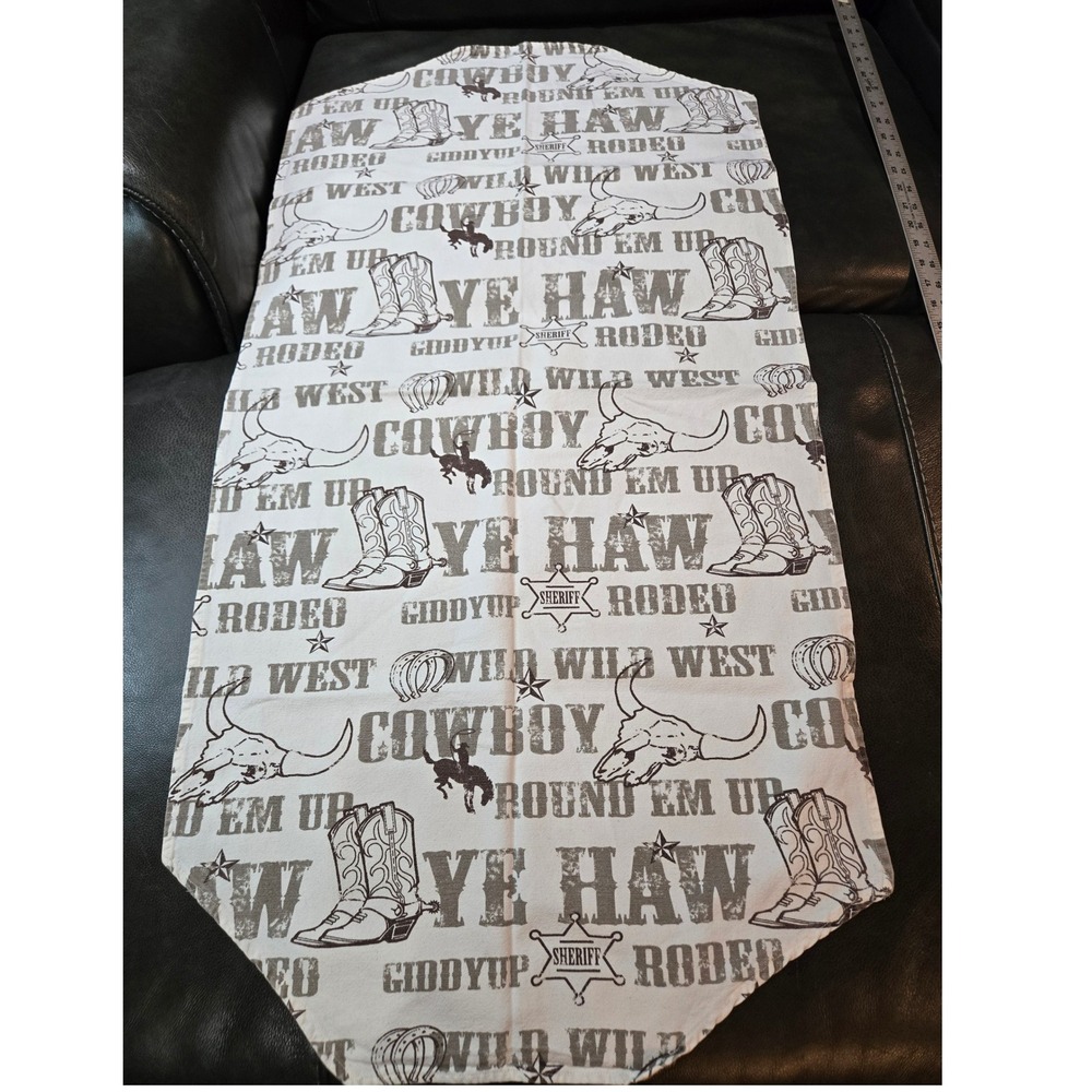 Unbranded Western Rodeo Cowboy Table Runner Cream Brown‎ 44x22 Rustic Print